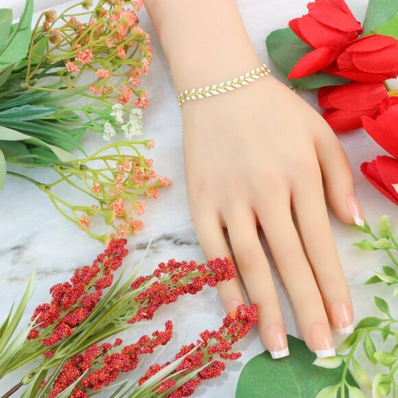 "New Beautiful Design Bracelet for Women/Girls, Gift, B638 - Picture 10 of 10
